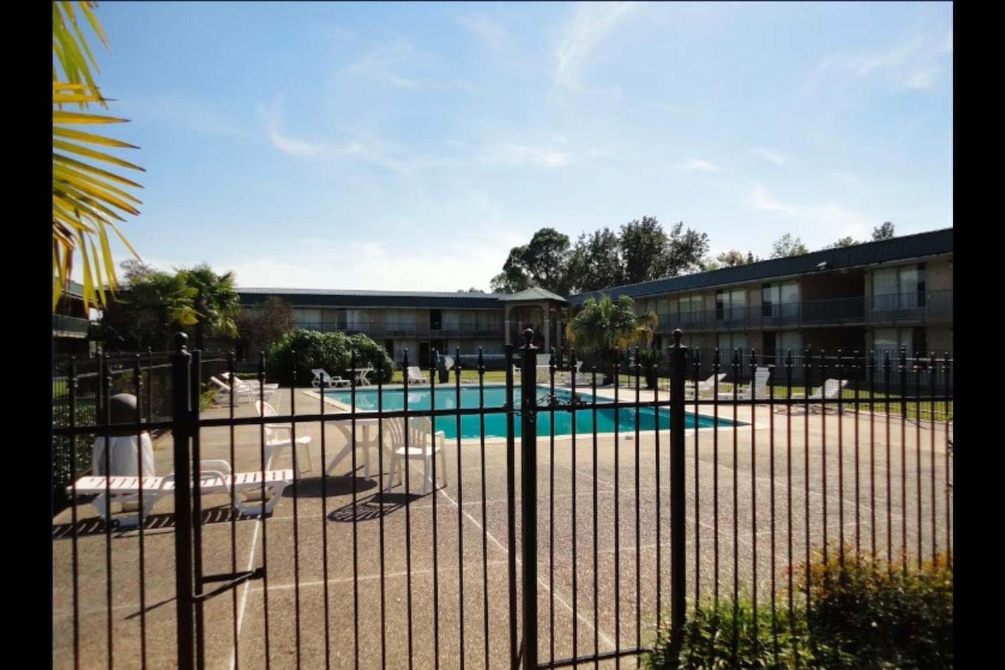 Oyo Hotel Audubon Baton Rouge Port Allen I-10 Exterior foto