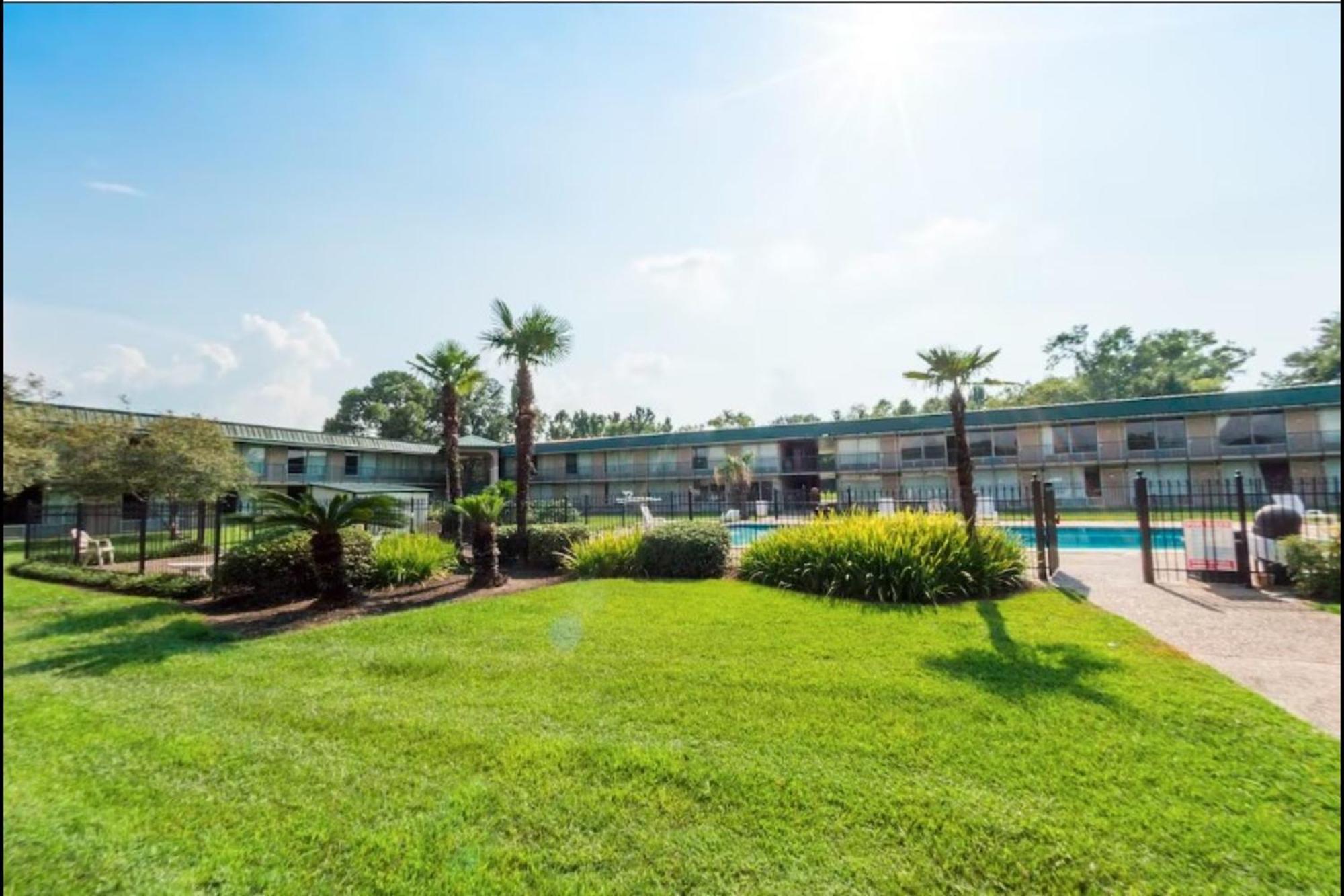 Oyo Hotel Audubon Baton Rouge Port Allen I-10 Exterior foto