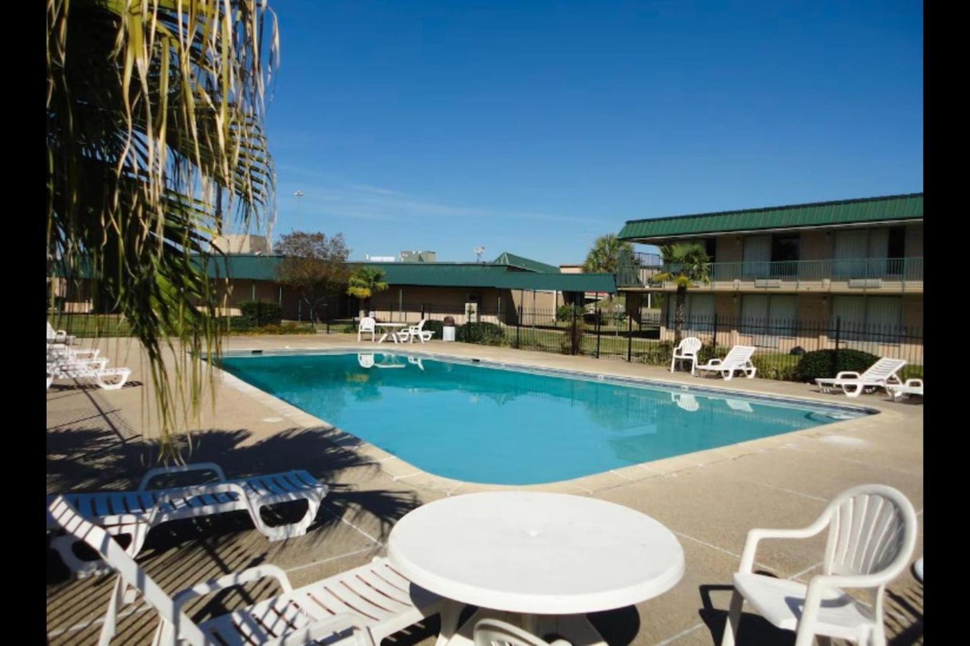 Oyo Hotel Audubon Baton Rouge Port Allen I-10 Exterior foto